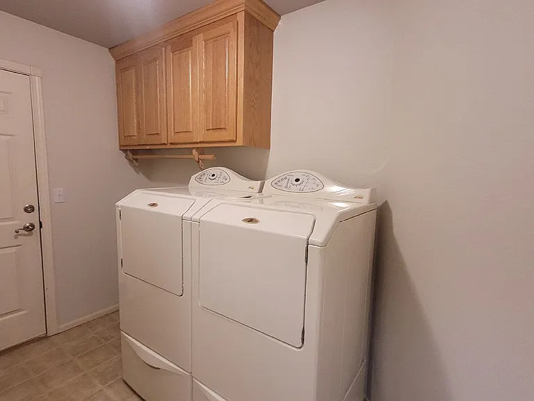 310 Village Dr — Photo 15