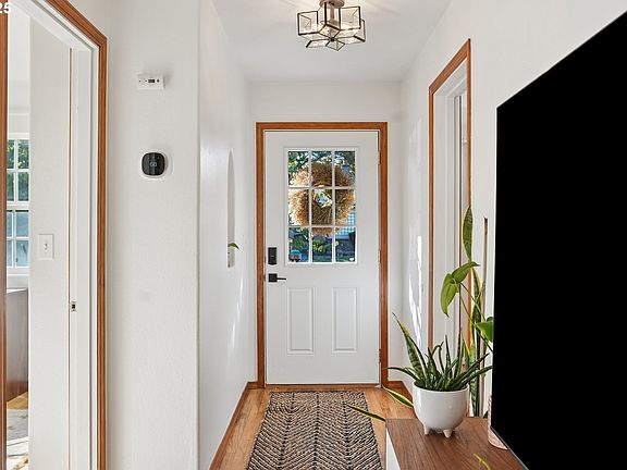 4th image of 8102 N Dana Ave