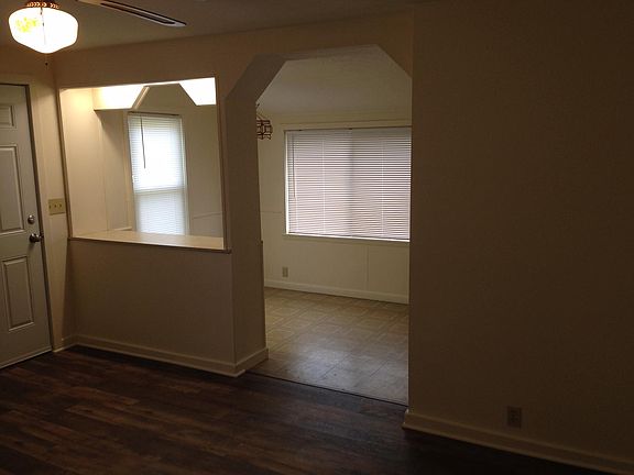 4th image of 88 Wicklow Dr