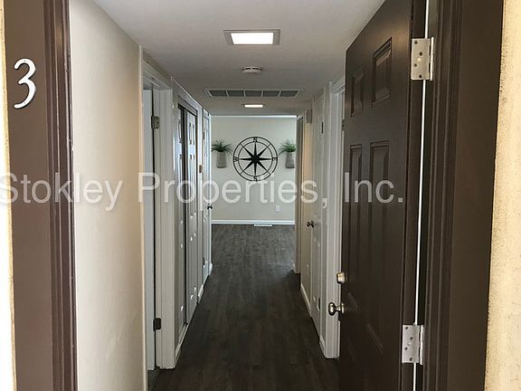 2nd image of 2701 Lincoln Ln APT 3