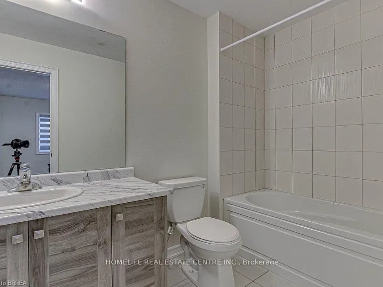 14 Amos Ave — Photo 17