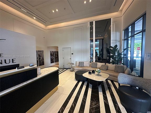 3rd image of 4220 Laguna St #308