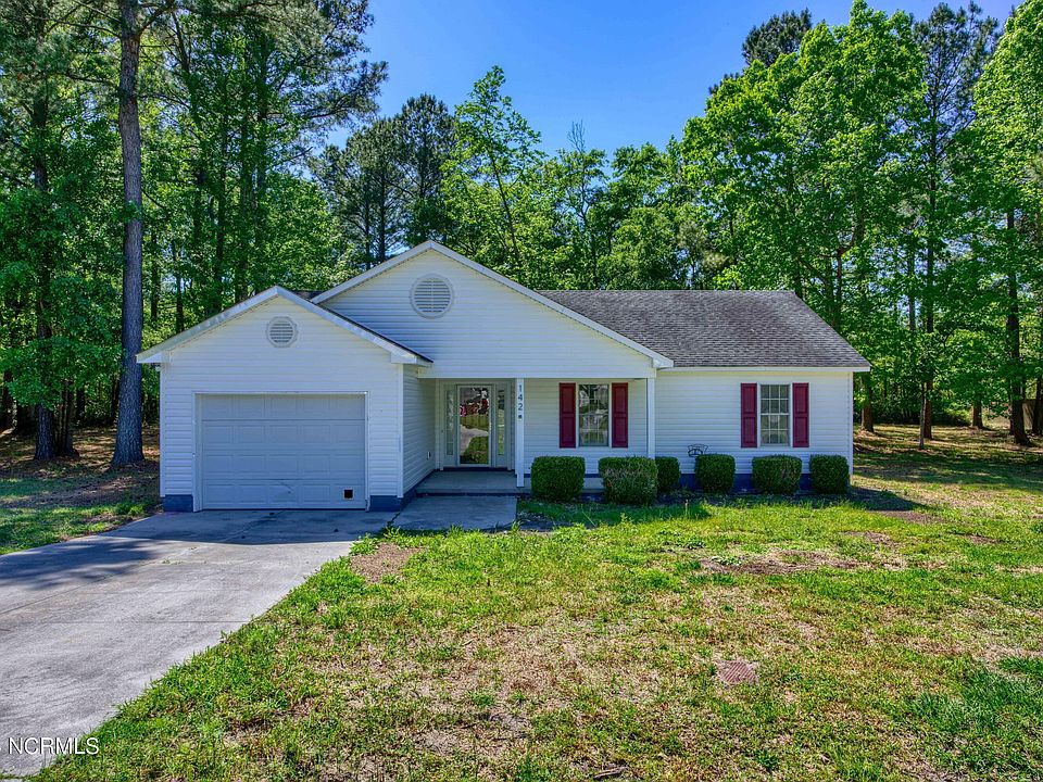 142 Live Oak Drive, Jacksonville, NC 28540 | Zillow