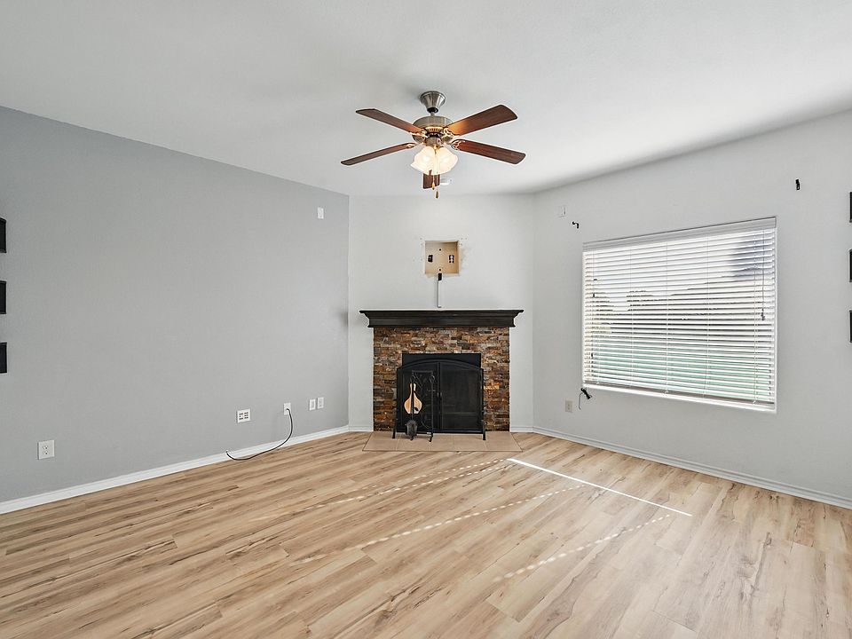 1st image of 704 San Miguel Trl