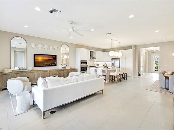 3rd image of 12620 Alderson AVE