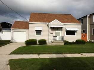2710 Monroe St, Two Rivers, WI 54241