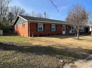 1008 Roberta Dr, Marion, IL 62959