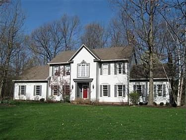 1st image of 139 Bersham Dr