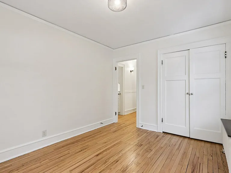 4042 N Downer Ave #4044 — Photo 27