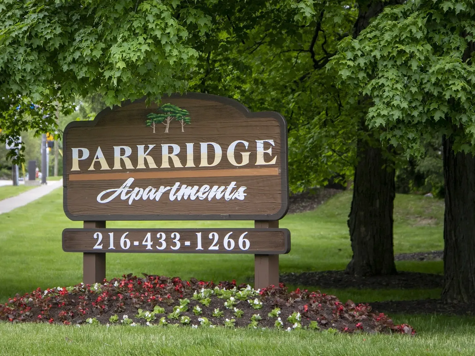 Parkridge Apartments — Photo 2