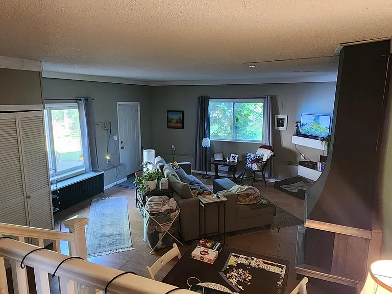 1385 W Michigan Ave #BELLA VISTA FARMHOUS — Photo 5
