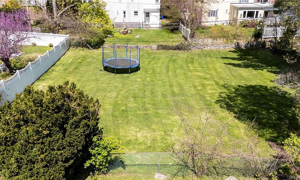 1st image of 13 Cambridge Ave