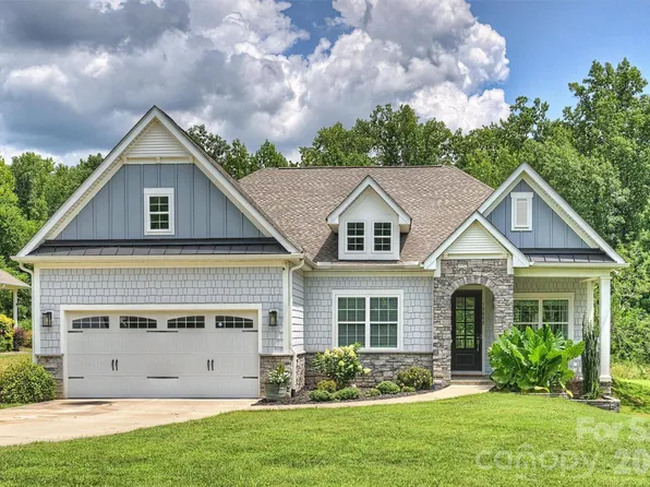 10542 Sweethaven Ln, Harrisburg, NC 28075