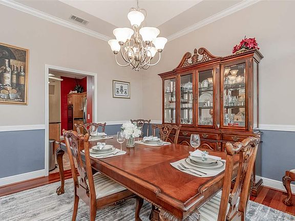 4th image of 942 Aberdeen Dr
