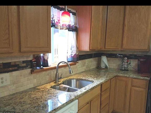 4th image of 12570 Dumfries Rd