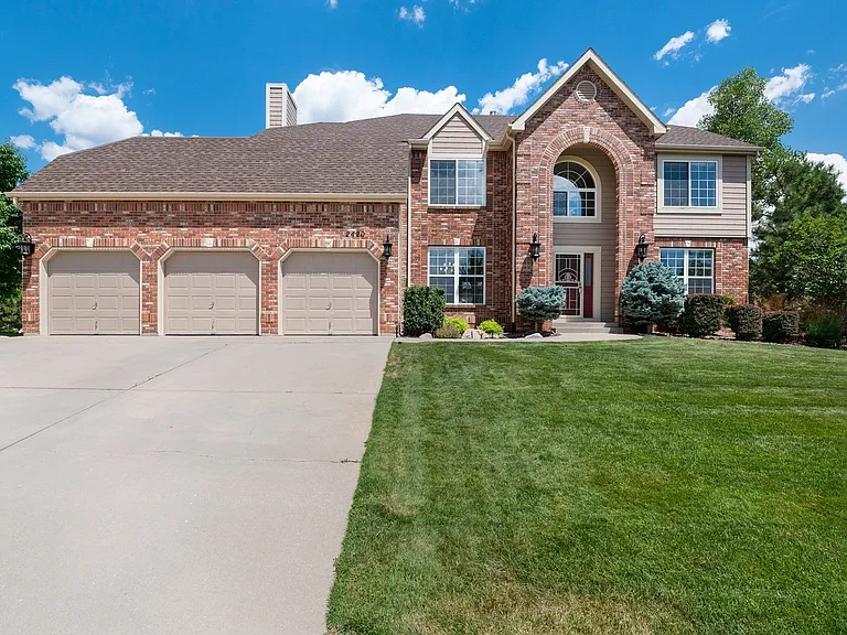 2420 Regal View Ct — Photo 1