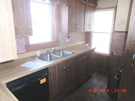 5th image of 2709 Parkway Dr