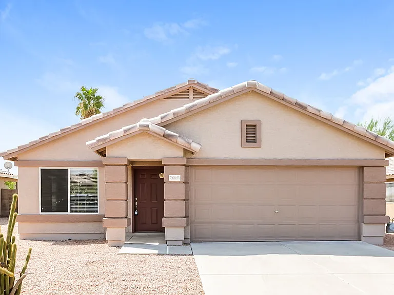 8643 E Capri Ave — Photo 1