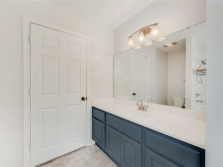 1207 Portsmouth Ct — Photo 18