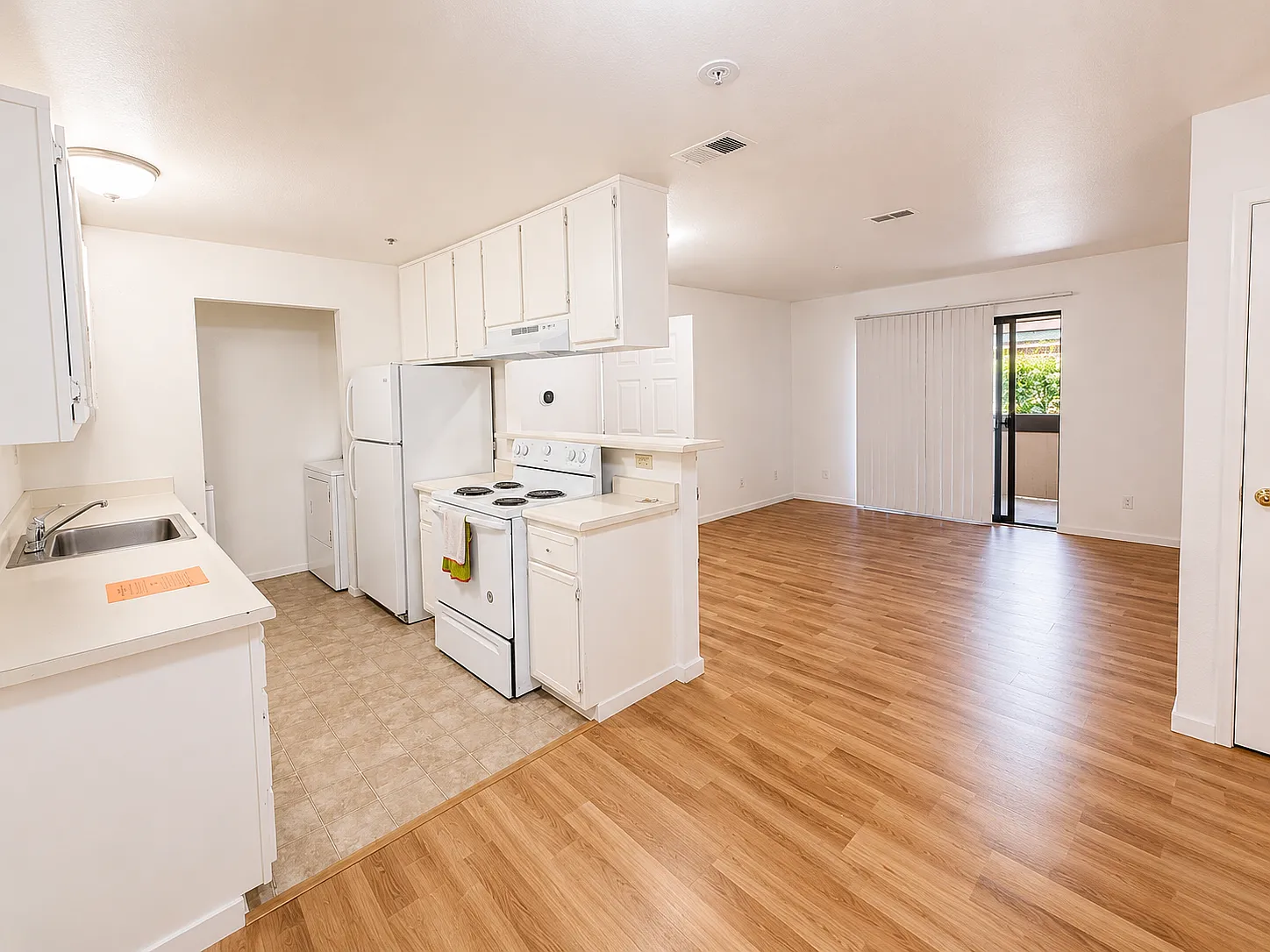 8201 Camino Colegio Dr — Photo 1