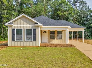 325 Peach Cir, Fort Valley, GA 31030