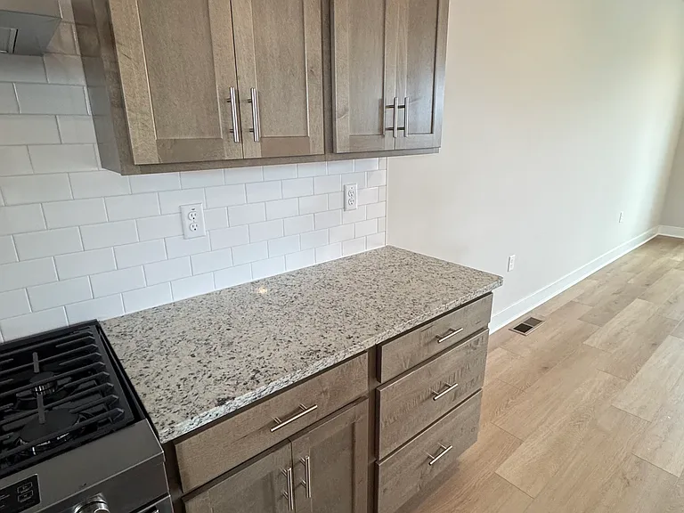 21 Snap Dragon Rd — Photo 10