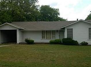 1310 N Buffalo Ave, Cleburne, TX 76033