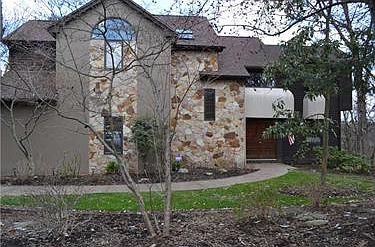 1st image of 221 Timber Ridge Rd