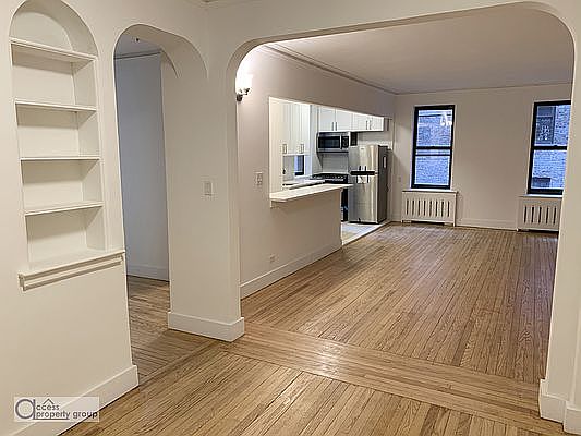 1st image of 45 Park Ter W APT 2A