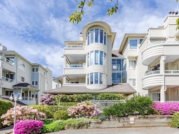 7620 Columbia St #208, Vancouver, BC V5X 4S8