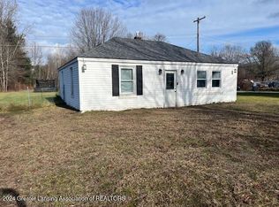 1654 Gary Rd, Montrose, MI 48457