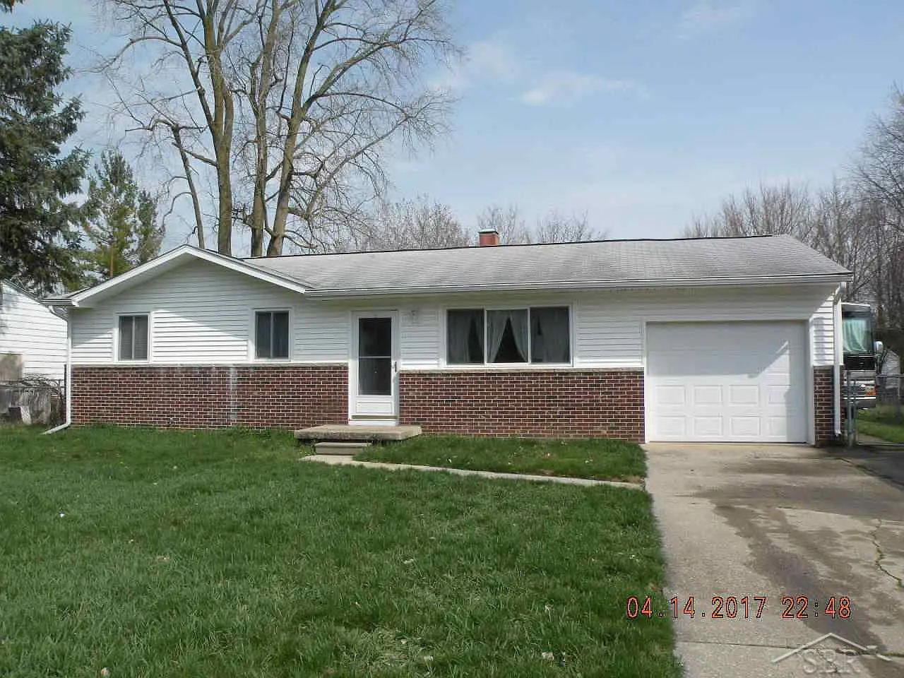 2225 Kansas Ave photo 1