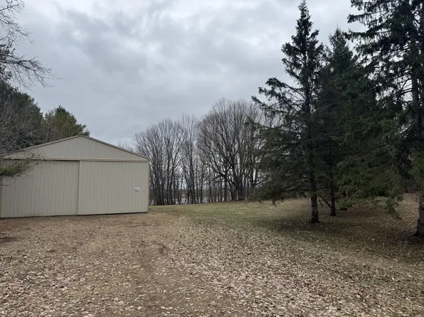 L1 Crescent Rd, Harris, MN 55032