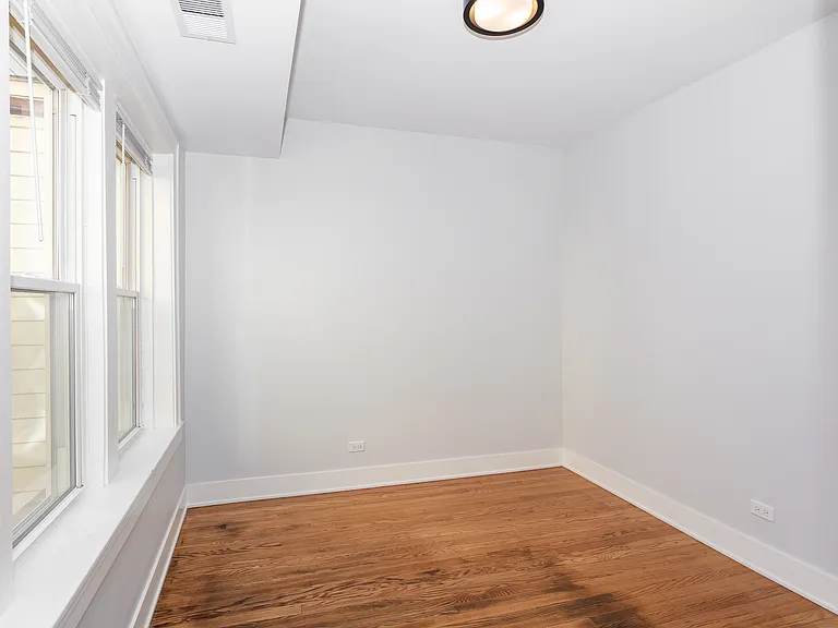 4120 N Keeler Ave #1 — Photo 13