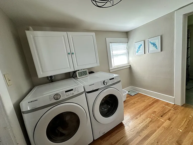 59 Leitch Ave — Photo 19