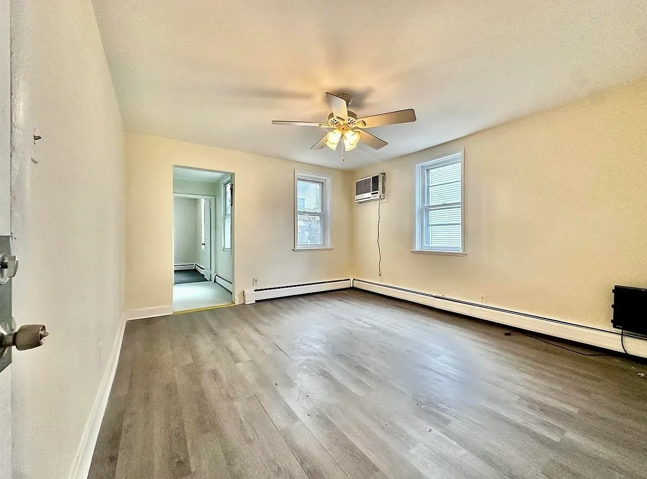 Apartment, JC Heights, NJ, 07306 — Photo 3