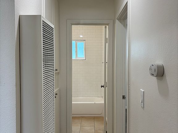3rd image of 218 E 10th St #3