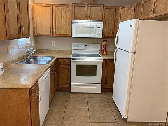 5th image of 311 E I St