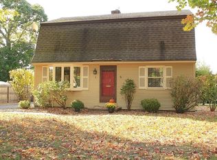 4 Dicardee Dr, Enfield, CT 06082