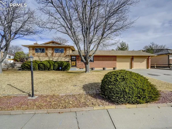 4038 Valley Dr, Pueblo, CO 81008