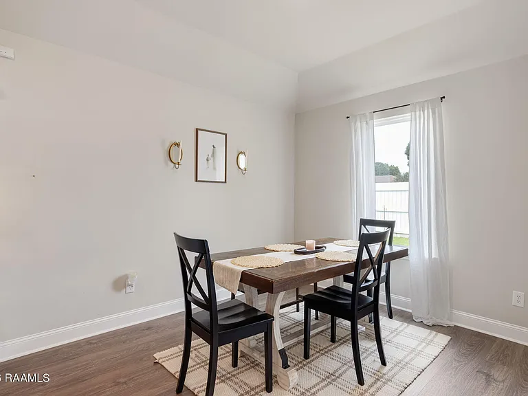 105 Harvest Falls Dr — Photo 13