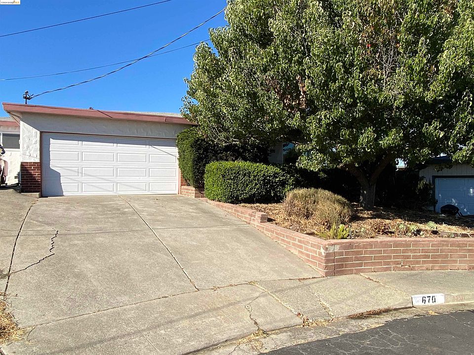 1st image of 670 Donna Mae Ct