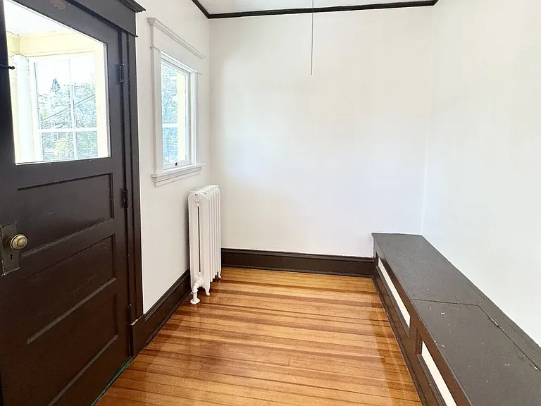 423 Hamilton St #2 — Photo 8