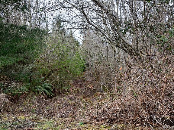 5th image of 11010 Salmon Creek Ln SE