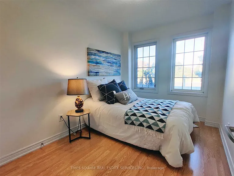 9908 McCowan Rd — Photo 10