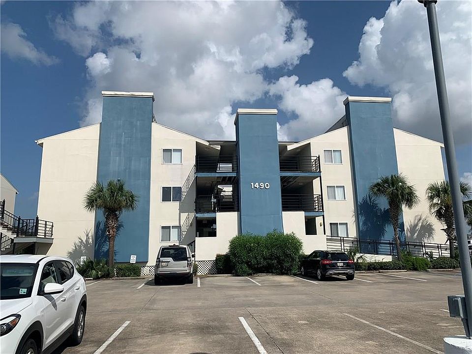 1st image of 1490 Harbor Dr #108
