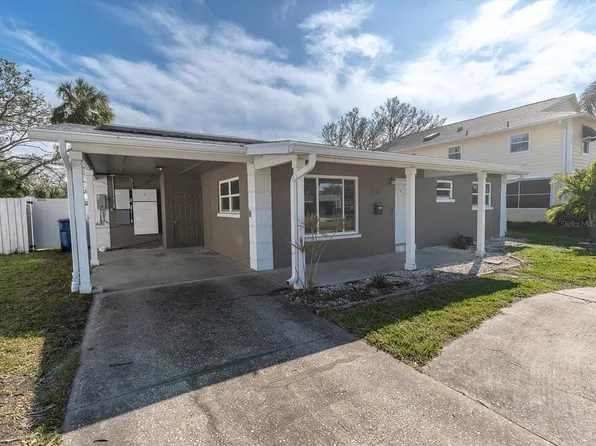 3727 Overlook Dr NE, Saint Petersburg, FL 33703