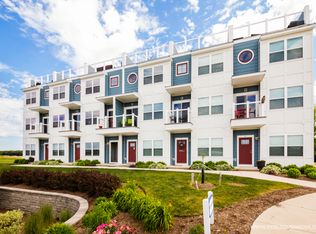 41 Waterside Way #41D, Ottawa, IL 61350