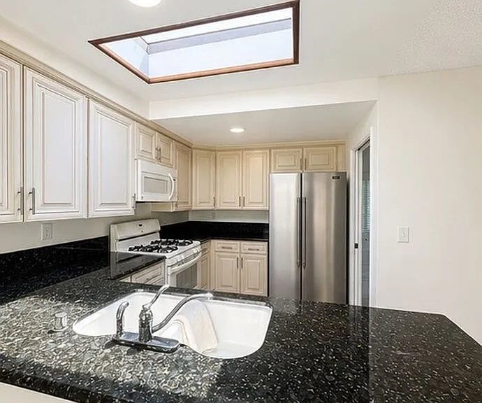 28189 Oaklar Dr — Photo 1