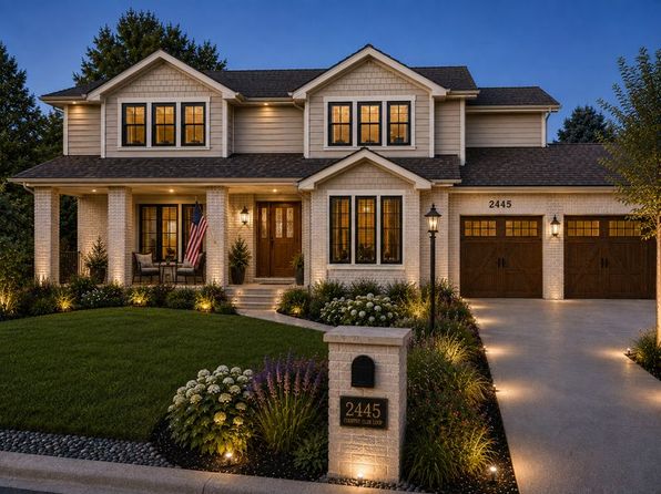 2445 Country Club Loop